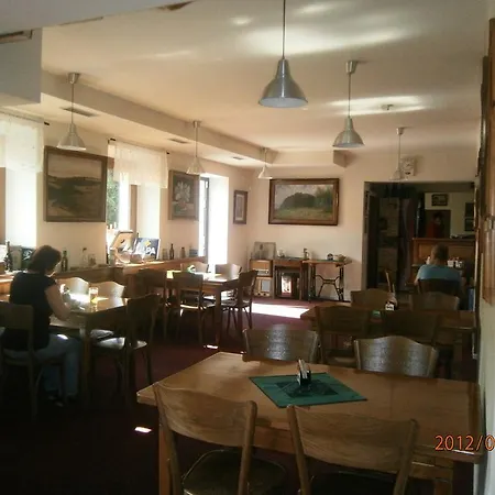 بيت ضيافة S Restauraci Splavek